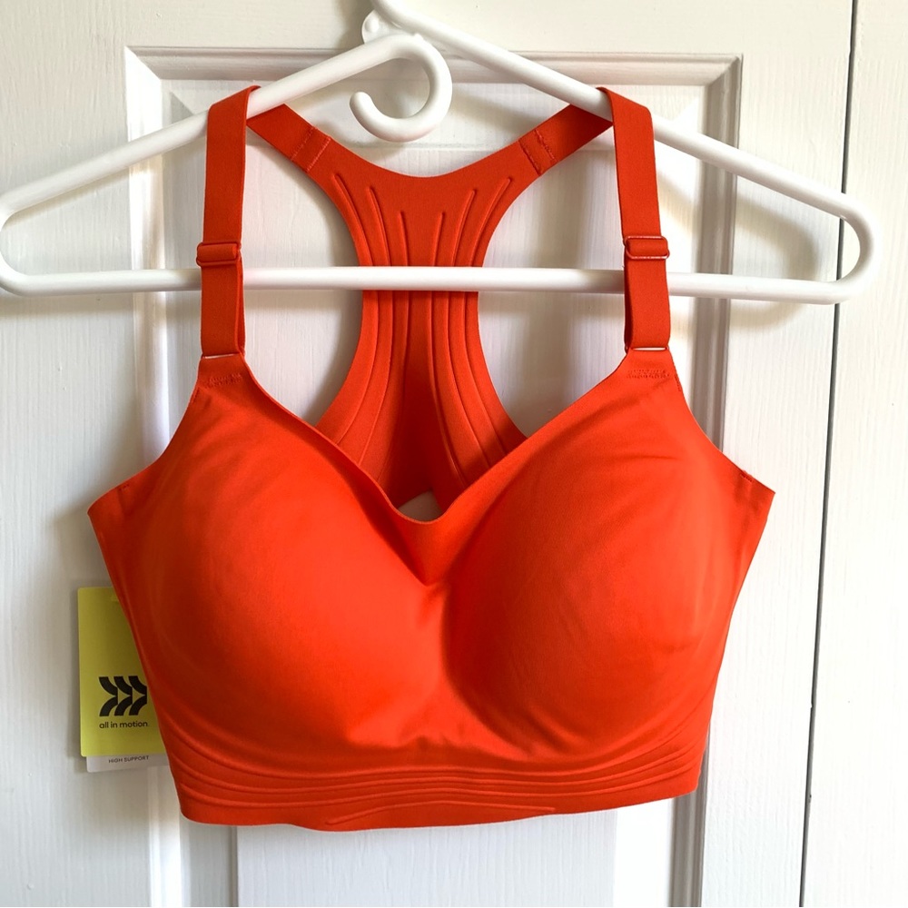 NWT all in motion Sport Bra Size M
